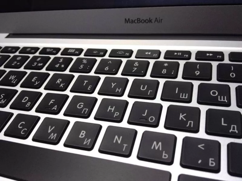 Гравировка клавиатуры Macbook